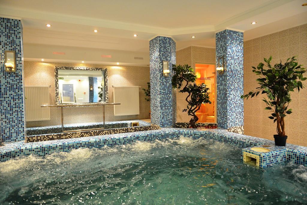 Liza Aqua & Conference Hotel Лайошмиже Экстерьер фото